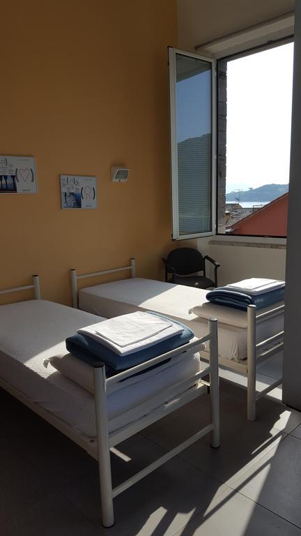 Ostello Porto Venere エクステリア 写真