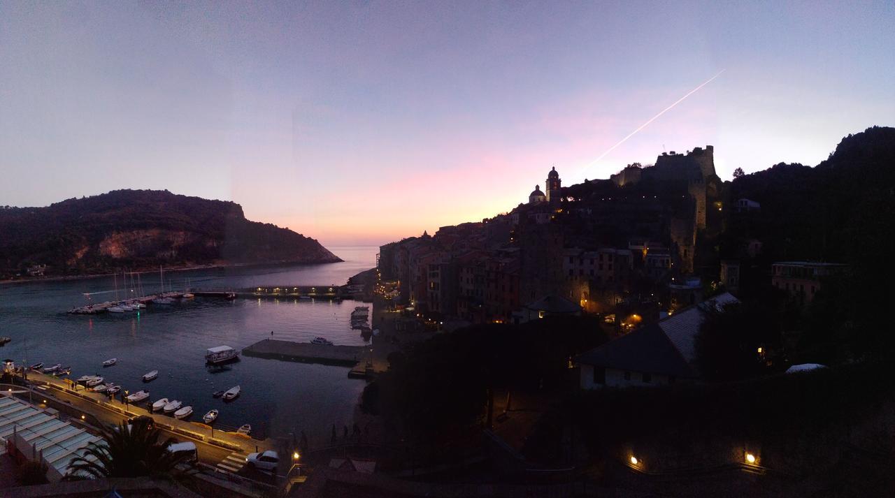Ostello Porto Venere エクステリア 写真